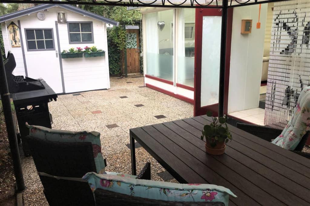 Heerlijke Accommodatie Op De Hoge Veluwe Hoenderloo Luaran gambar